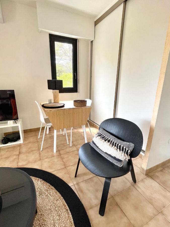 Appartement Plage Et Nature Сен-Рафаэль Экстерьер фото